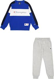 Chándal Champion para Bebés: Comodidad y Estilo para los Más Pequeños