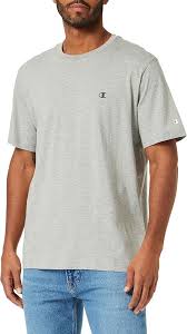 Camiseta Básica Champion: Estilo y Comodidad para Todos