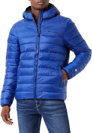 Chaqueta Champion Outdoor American Classics: Estilo y Comodidad para Todos
