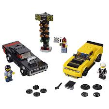 LEGO Speed Champions Challenger Charger - Revive la emoción de las carreras