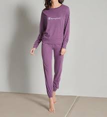 Conjunto de Pijama Champion Sleep - Comodidad y Estilo para Descansar