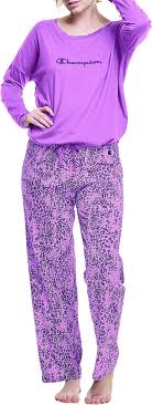 Conjunto de Pijama Champion - Comodidad y Estilo para Dormir